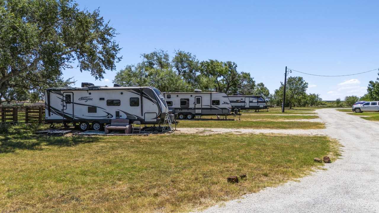 HT Park RV - Photo 3 of 50