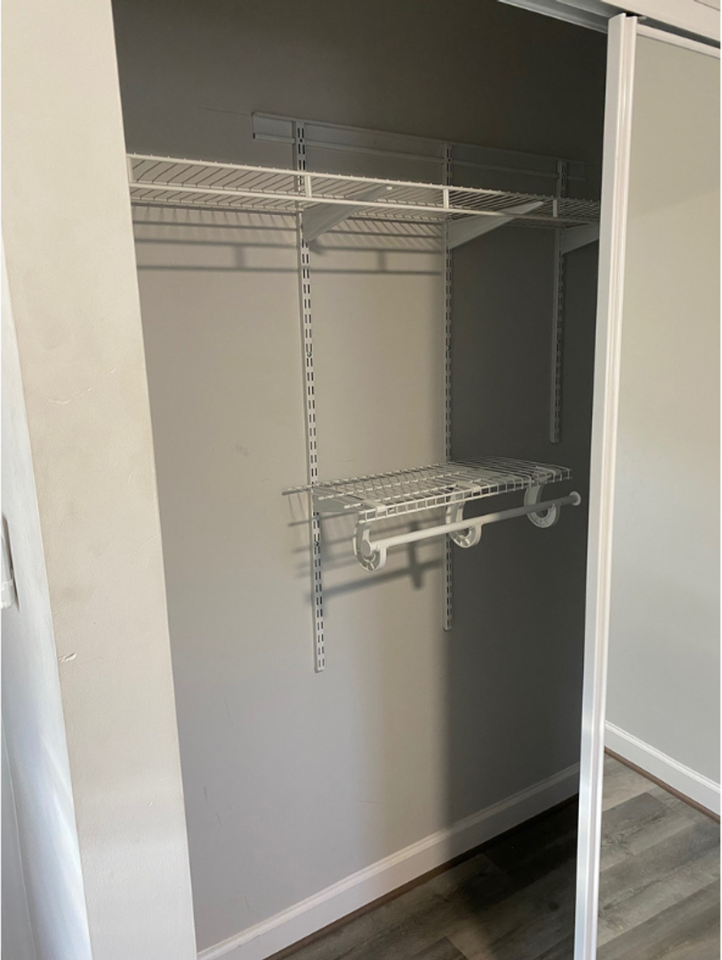 438R Main St #8 - Photo 3 of 6