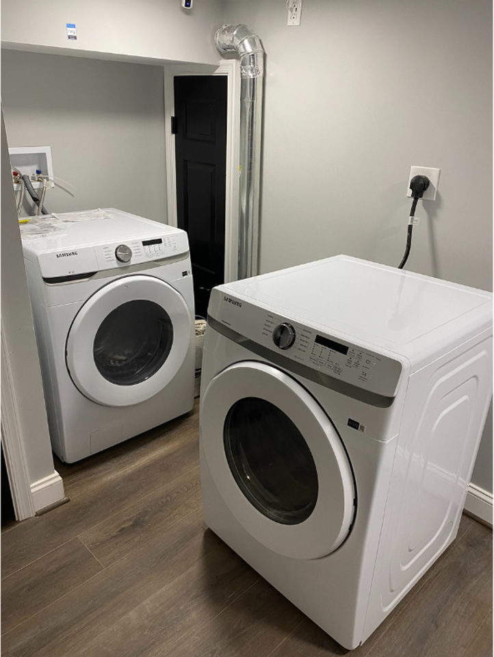 3908 Claremont Avenue Available $600 #B - Photo 5 of 21