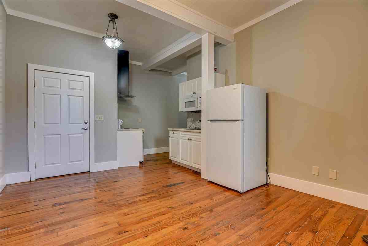 828 Broad Street - Photo 6 of 14