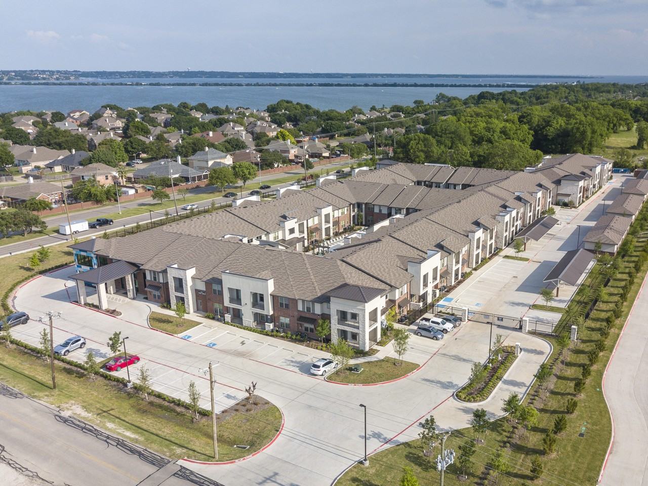 The Luxe at Rowlett 55+ Active Adult - Photo 5 of 50