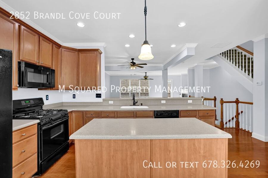 2852 Brandl Cove Ct - Photo 7 of 34