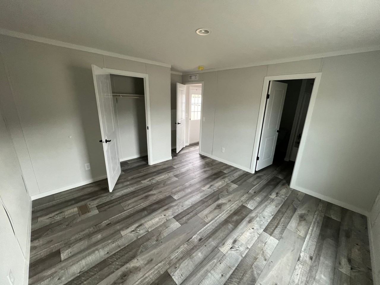 16800 Jessica Rd - Photo 6 of 14