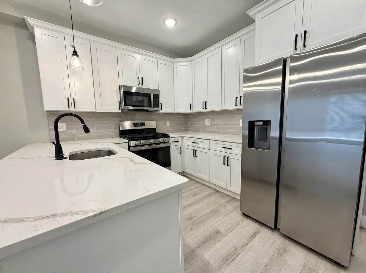 809 N 17th St #1 - Photo 3 of 21