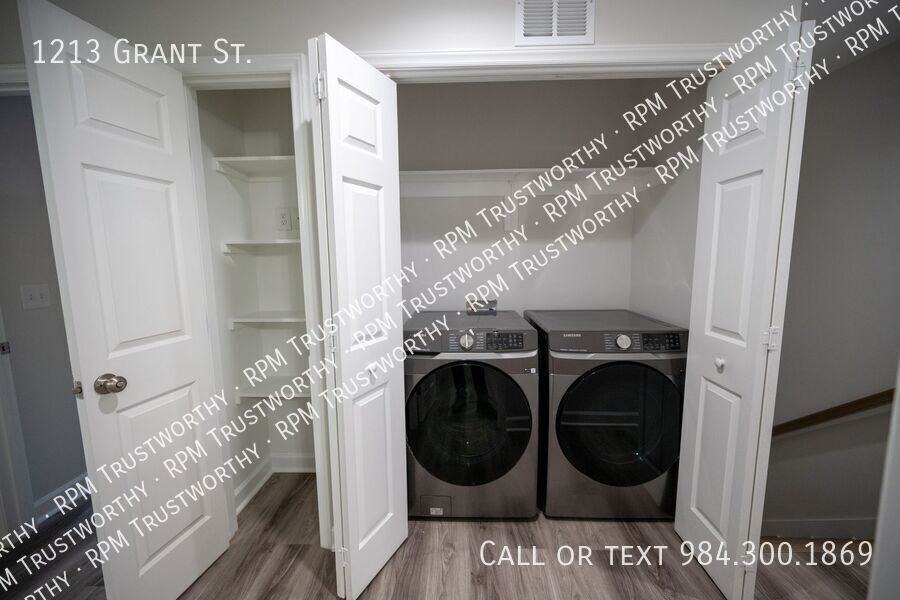 1213 Grant St - Photo 6 of 37