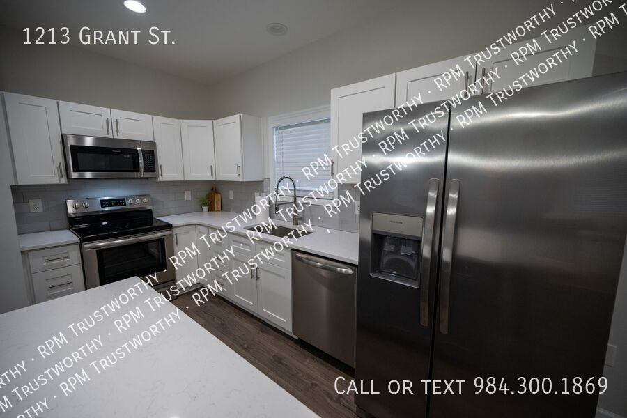 1213 Grant St - Photo 7 of 37