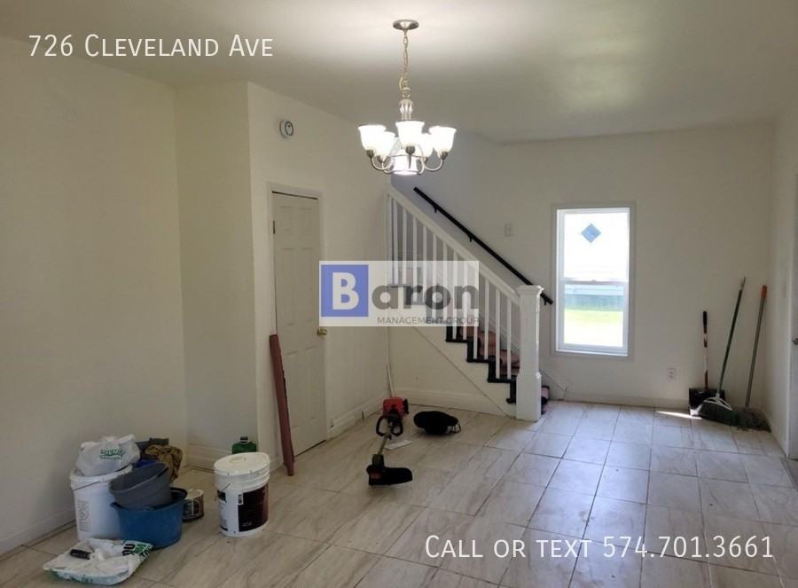 726 Cleveland Ave - Photo 3 of 12