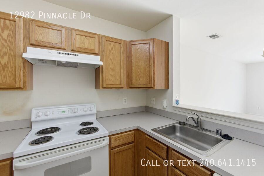 12982 Pinnacle Dr - Photo 7 of 14