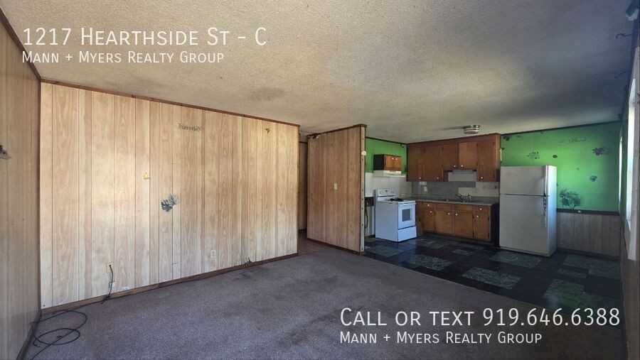 1217 Hearthside St #C - Photo 2 of 12