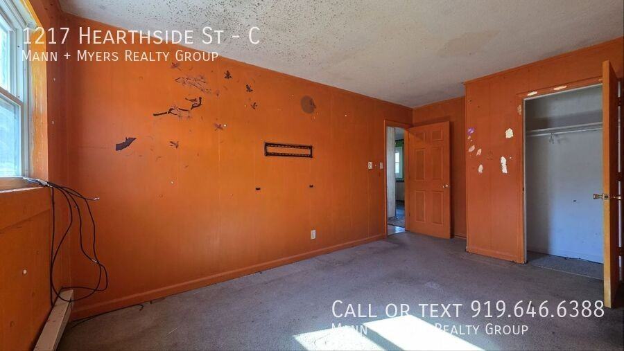 1217 Hearthside St #C - Photo 6 of 12