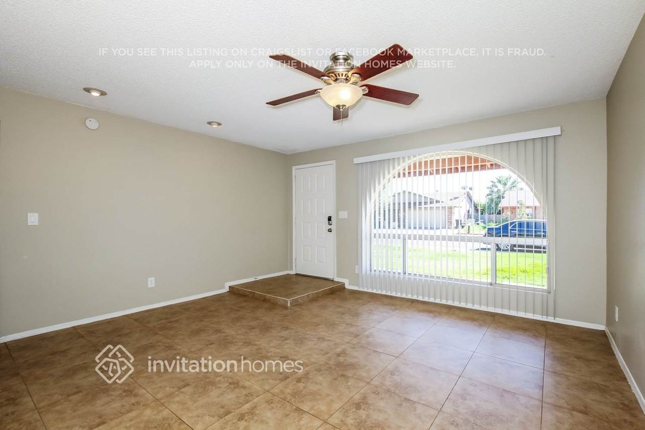 5416 W Diana Ave - Photo 2 of 9