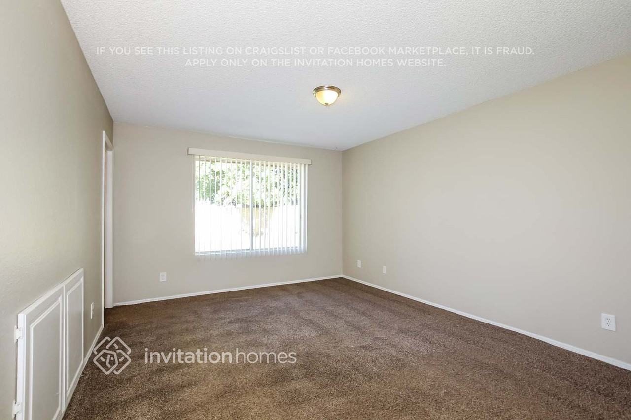 5416 W Diana Ave - Photo 6 of 9