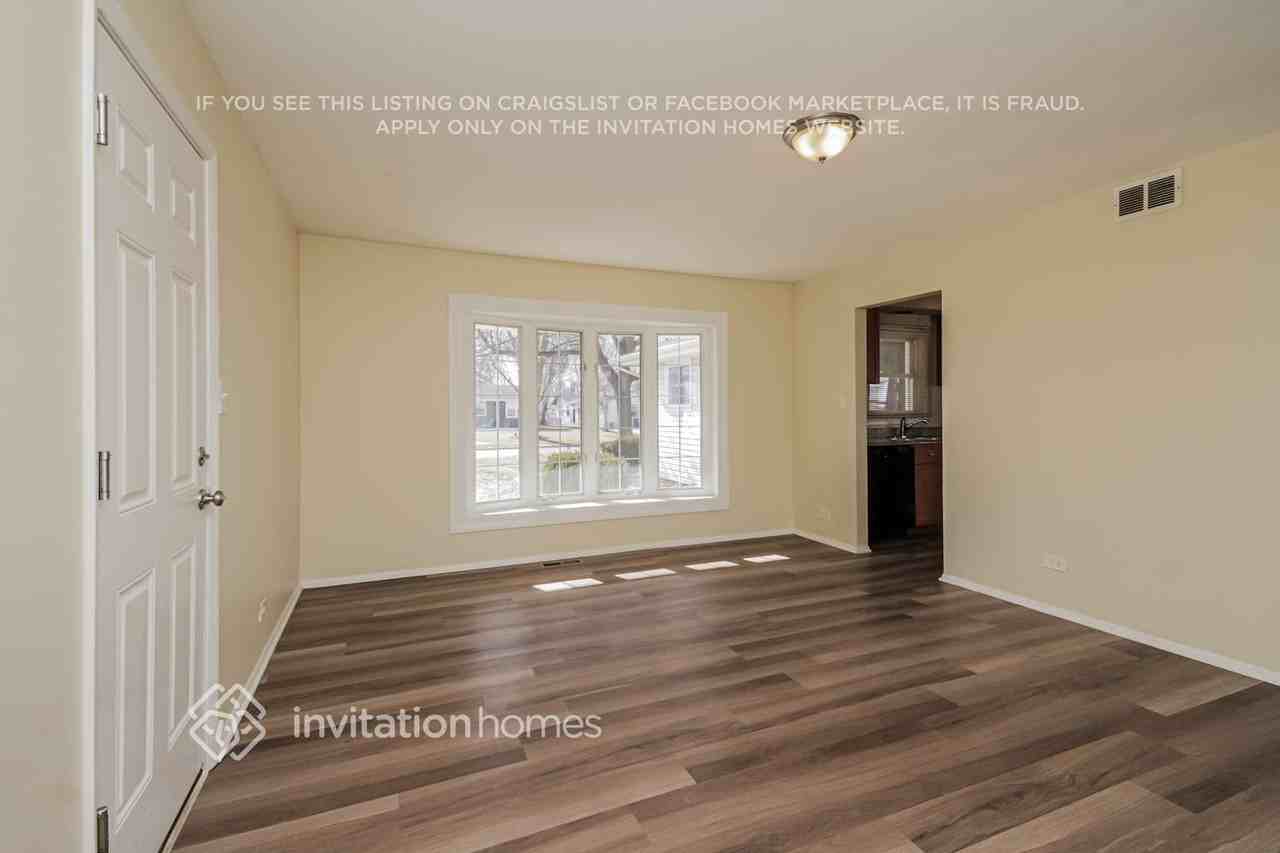 575 Cochise Pl - Photo 4 of 17