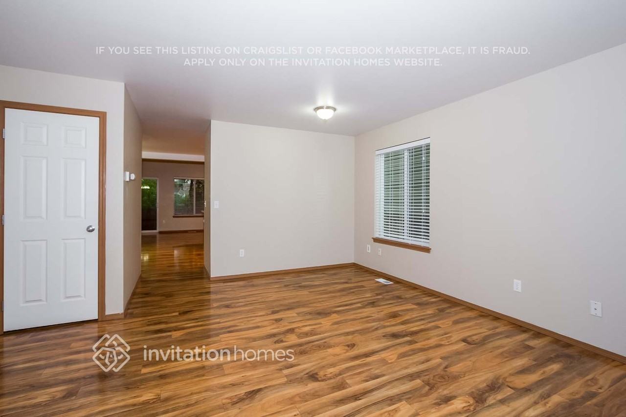 6825 154th Street Ct E - Photo 3 of 21