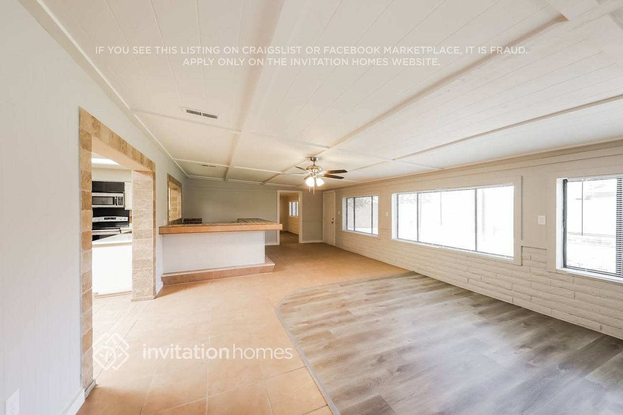 5141 W Larkspur Dr - Photo 4 of 16