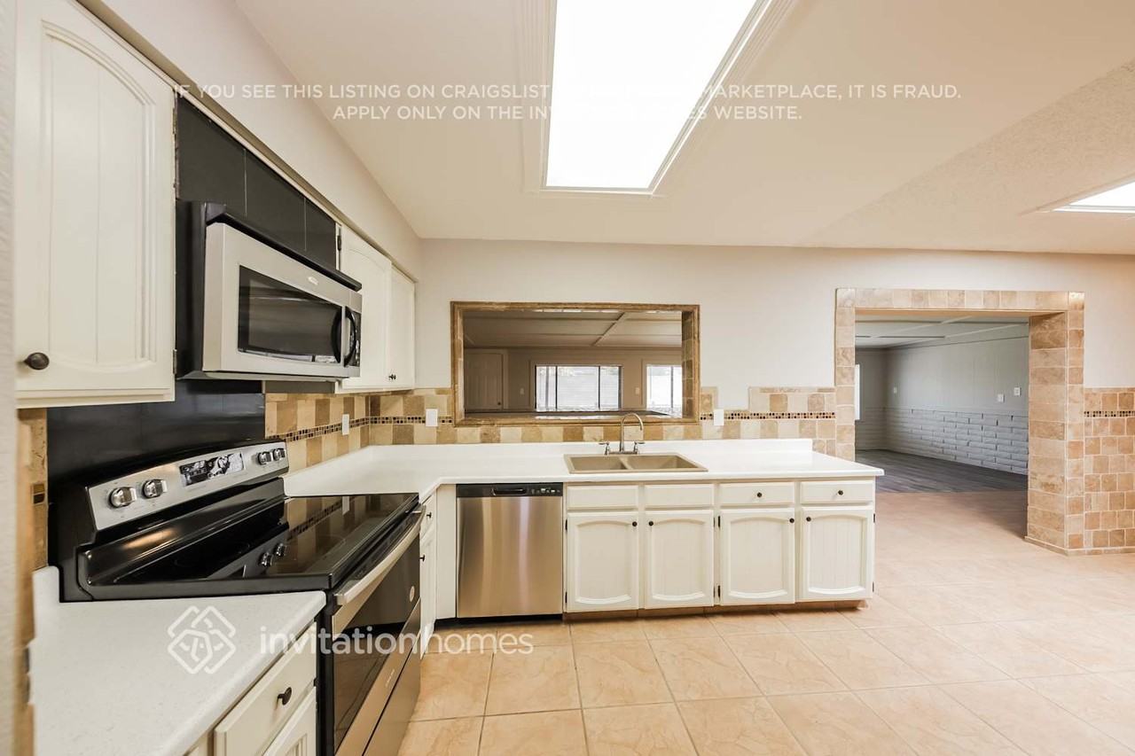 5141 W Larkspur Dr - Photo 6 of 16