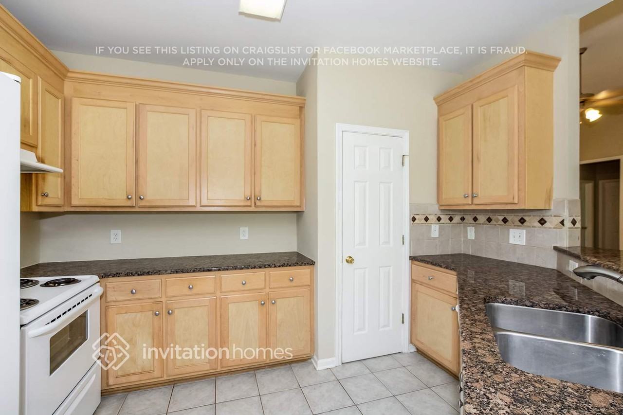 15020 Woodstar Rd - Photo 6 of 22