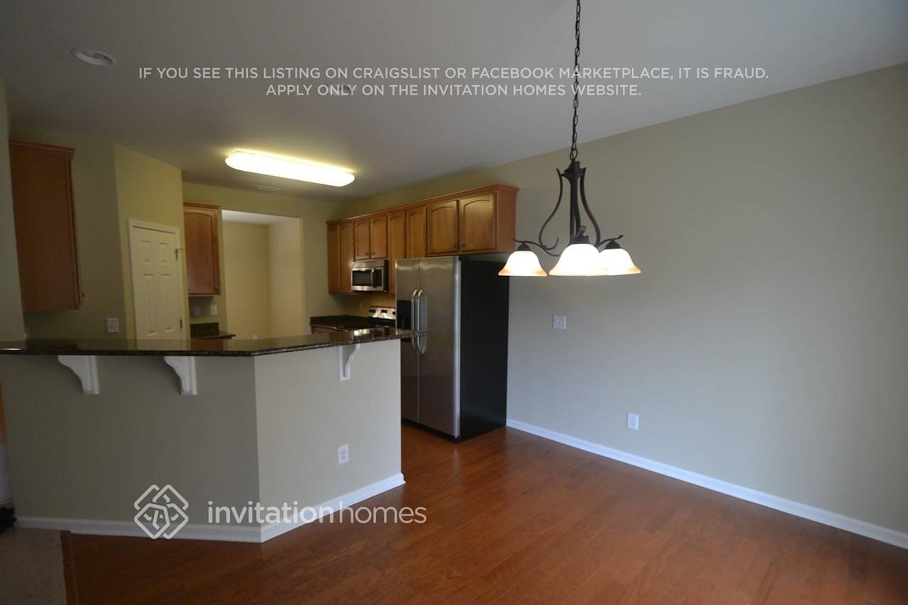 136 Killington Dr - Photo 7 of 24