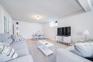 110 Milton St - Photo 5 of 11