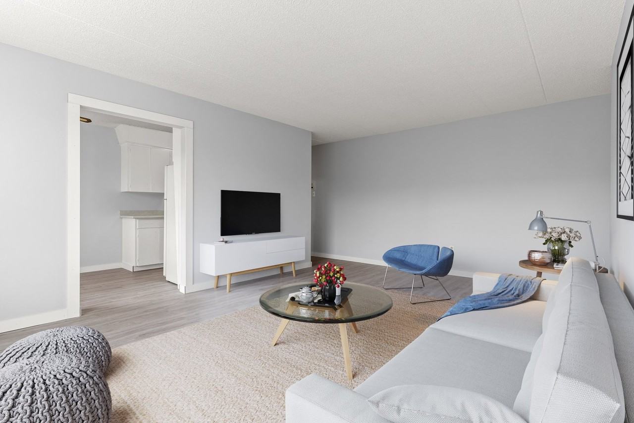 411 Lorne St - Photo 4 of 11