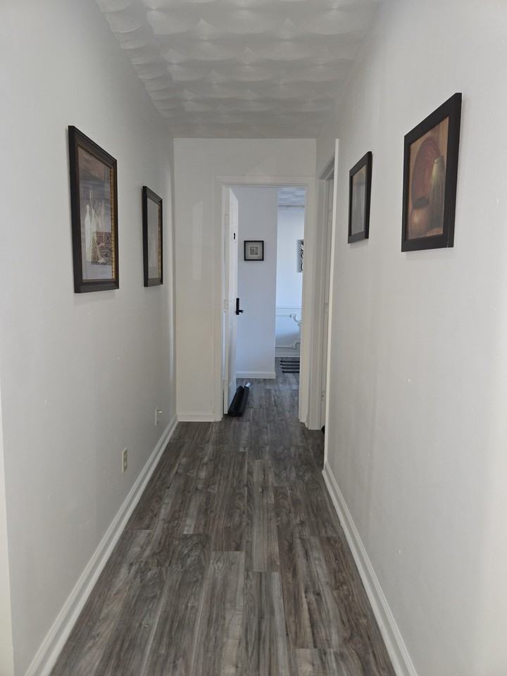 Laurel Canyon Dr - Photo 4 of 50