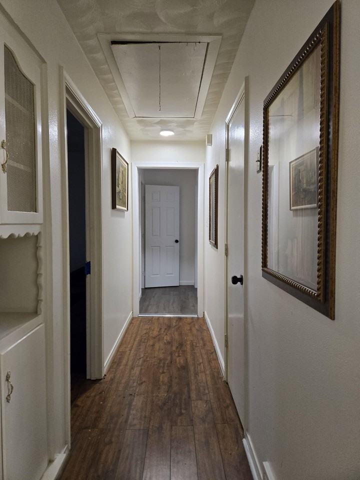 Laurel Canyon Dr - Photo 6 of 50