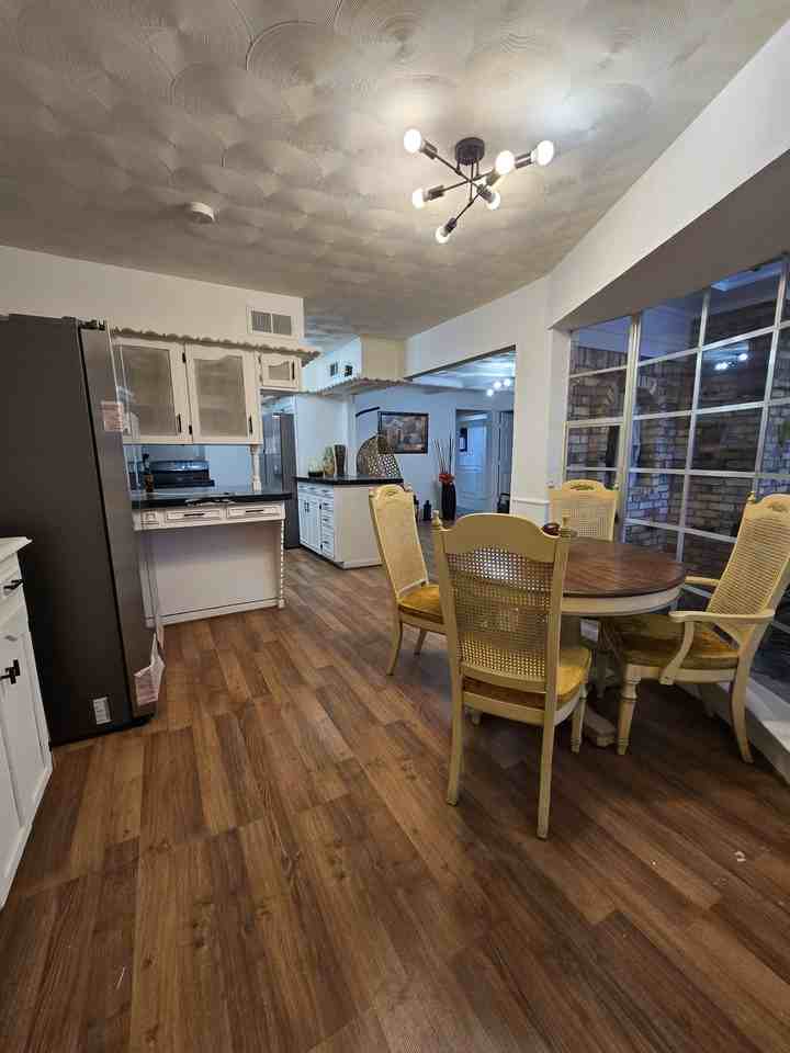 Laurel Canyon Dr - Photo 7 of 13