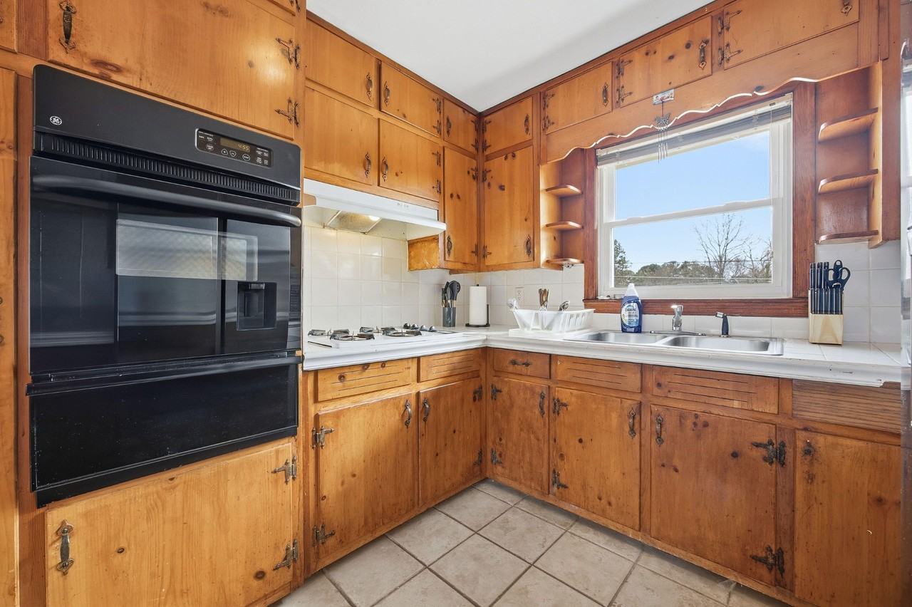 Birchwood Rd Sw - Photo 3 of 12