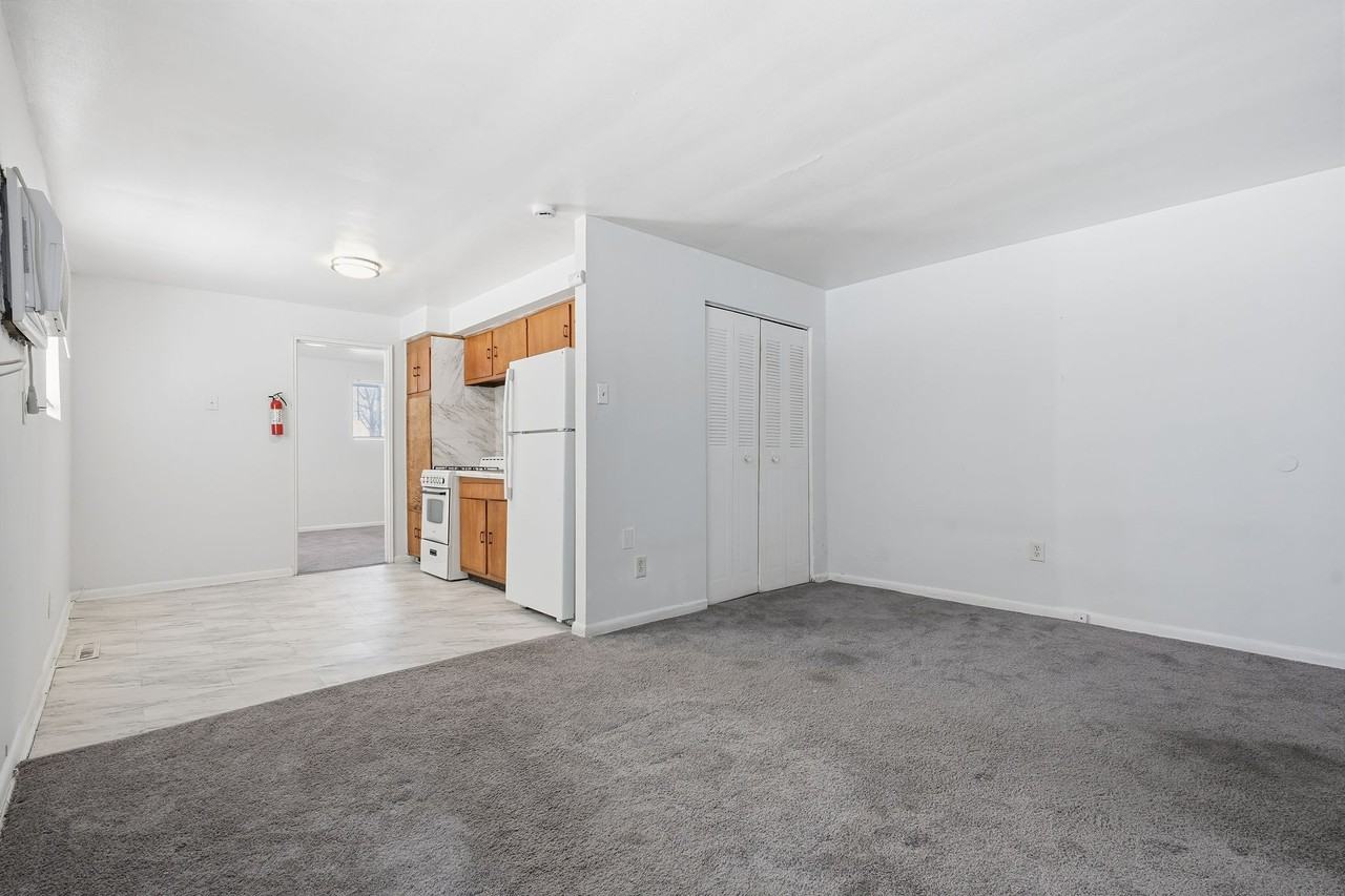 Palmyra Arms Apartments - Photo 3 of 20