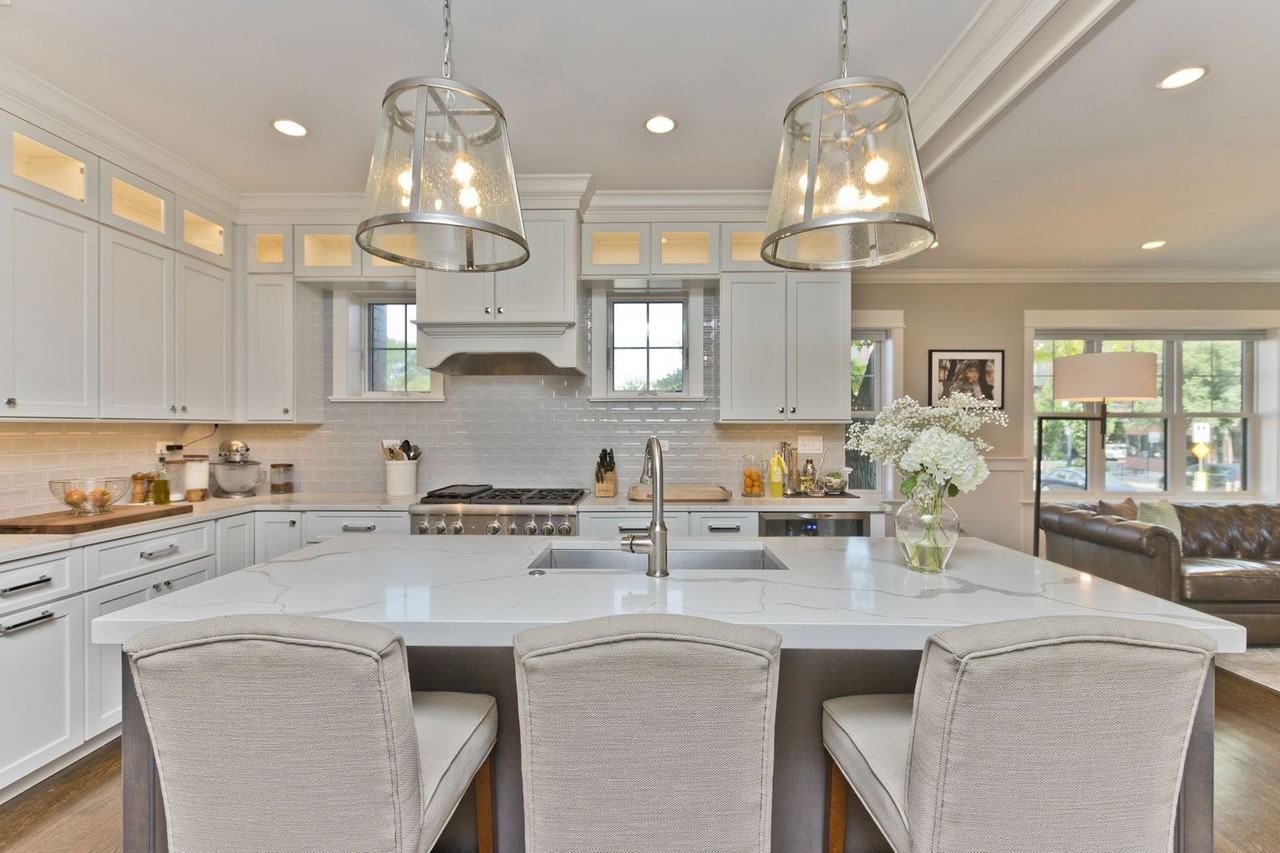 4752 N Hamilton Ave #1N - Photo 5 of 8