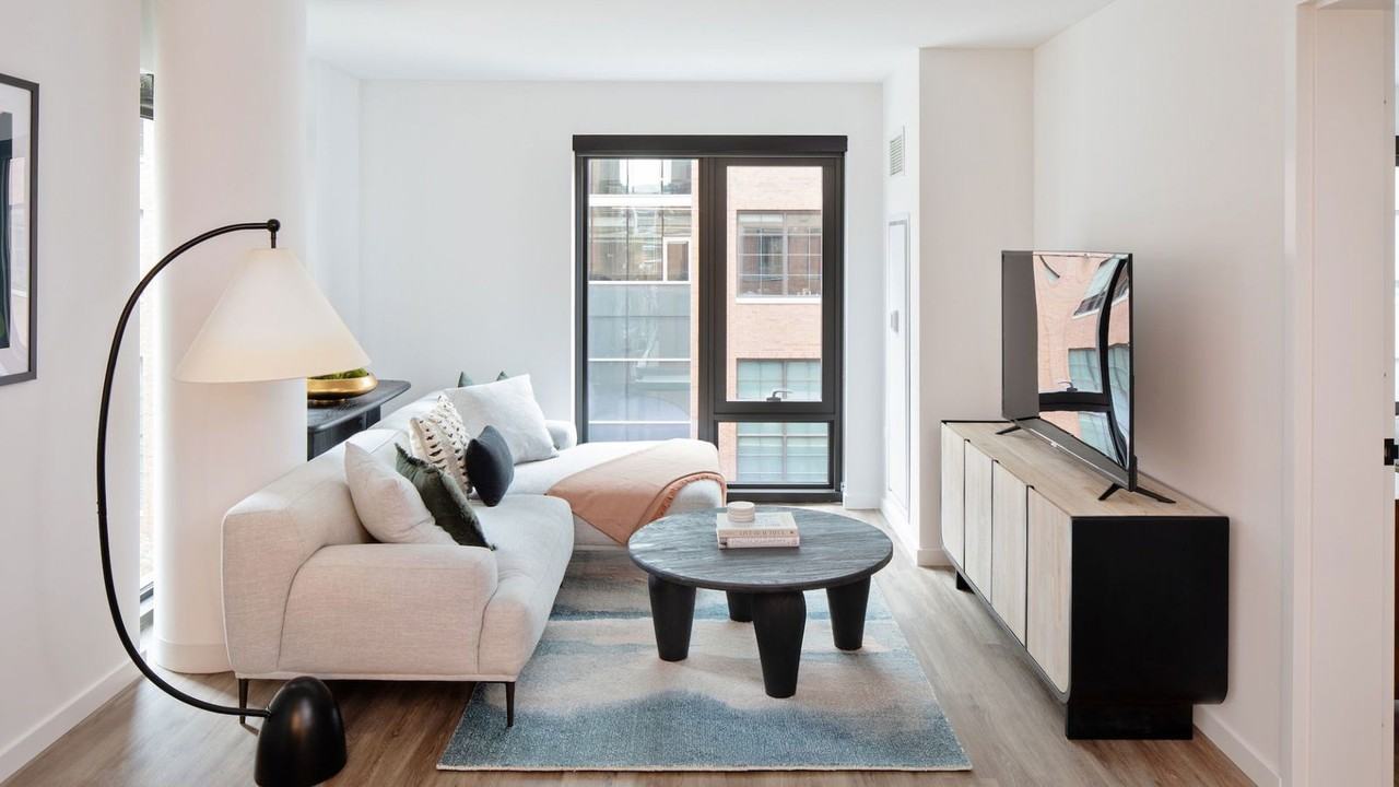 N Aberdeen St #2004 - Photo 4 of 8