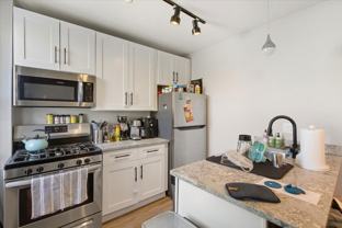 4004 N Bell Ave #2D - Photo 1 of 1