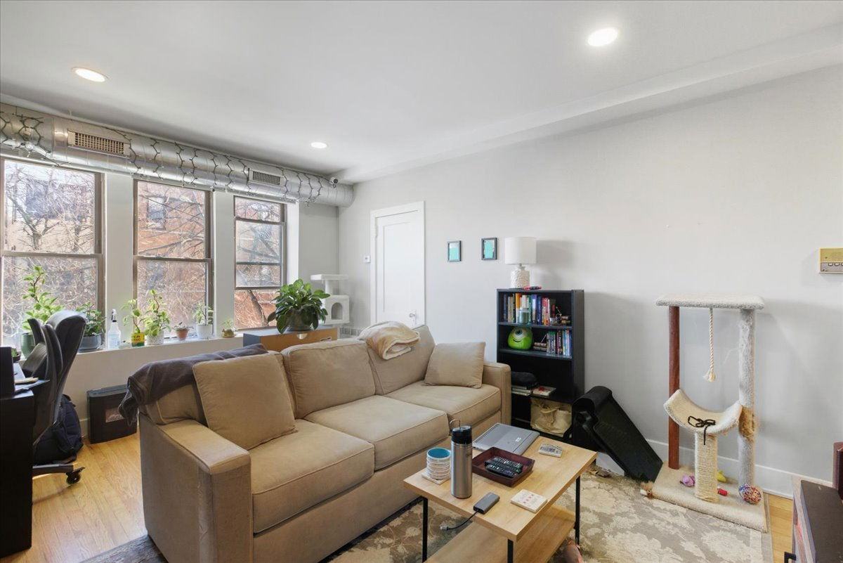 4004 N Bell Ave #2D - Photo 4 of 8