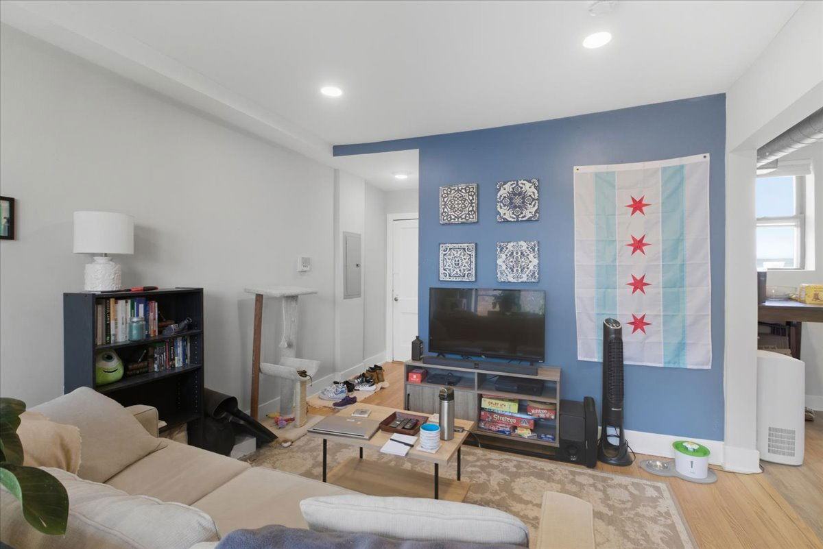 4004 N Bell Ave #2D - Photo 7 of 8