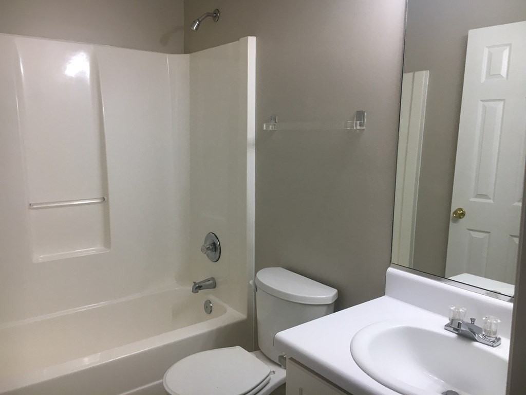 1203 Triple Tree Ln Sw - Photo 4 of 12