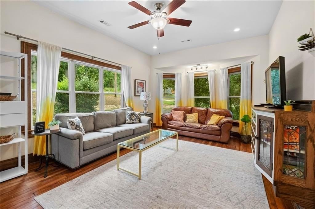 10093 Oklahoma Dr - Photo 7 of 42