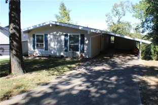 4 Tilbury Ln - Photo 1 of 1