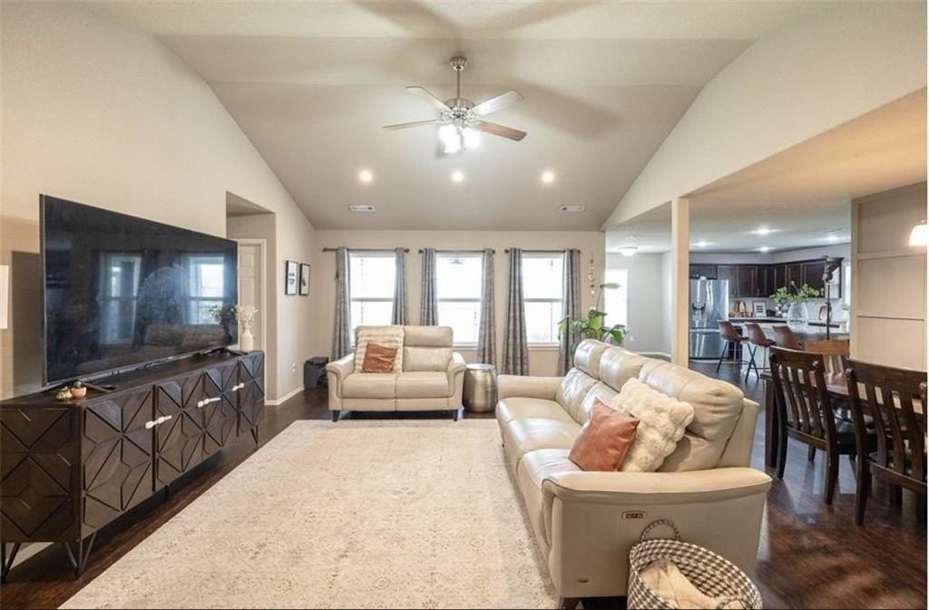 6108 Sw Warrington Rd - Photo 2 of 27