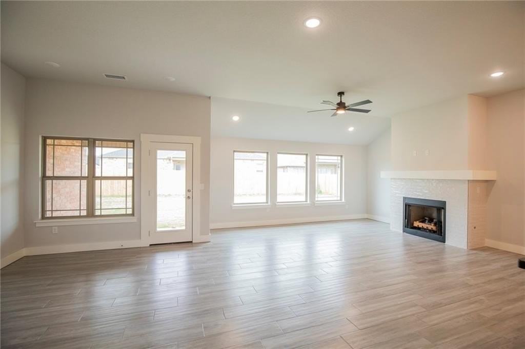 1029 Autumn Royal Ave - Photo 2 of 17