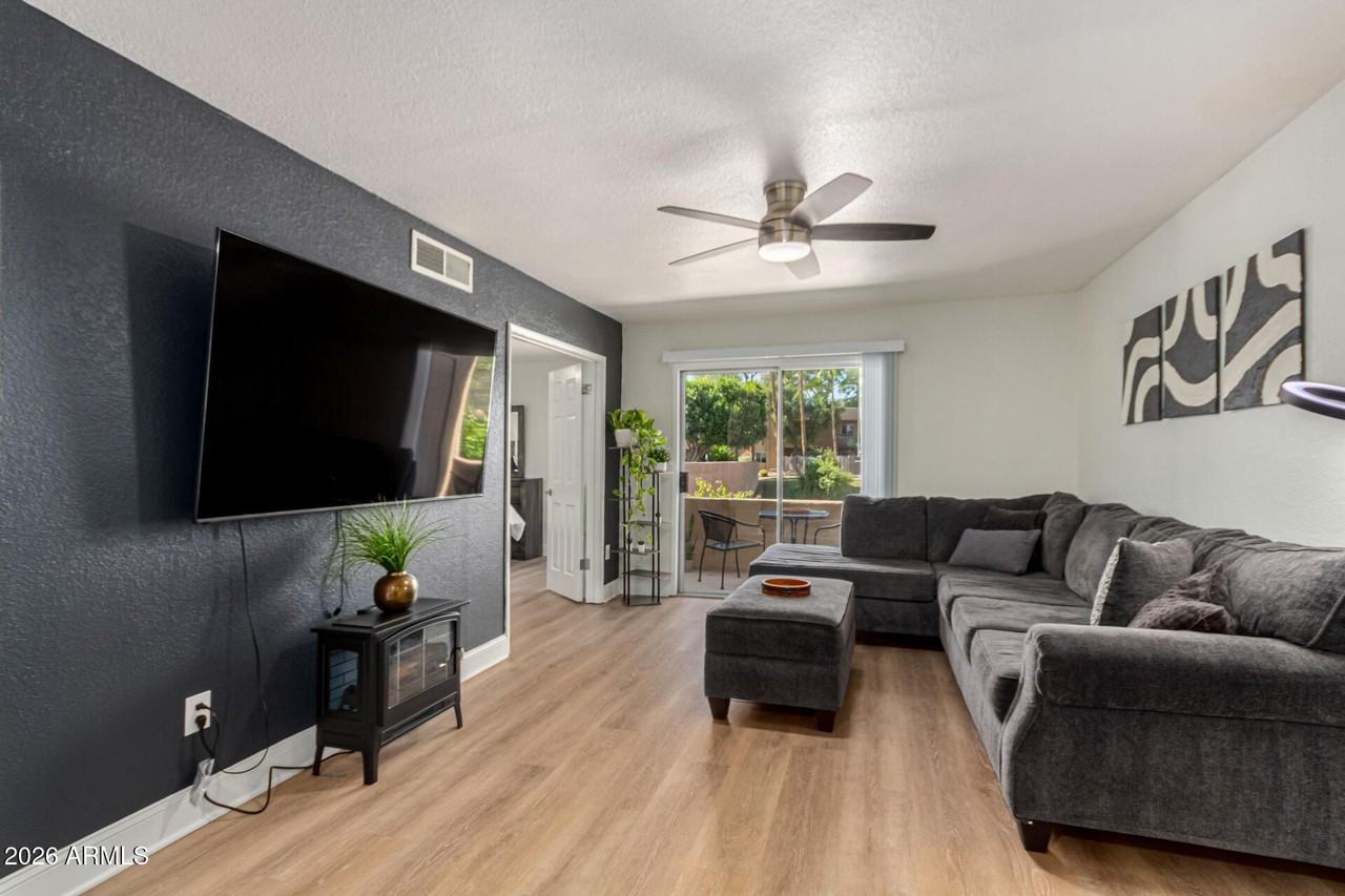 5877 N Granite Reef Rd Apt 1133 #1133