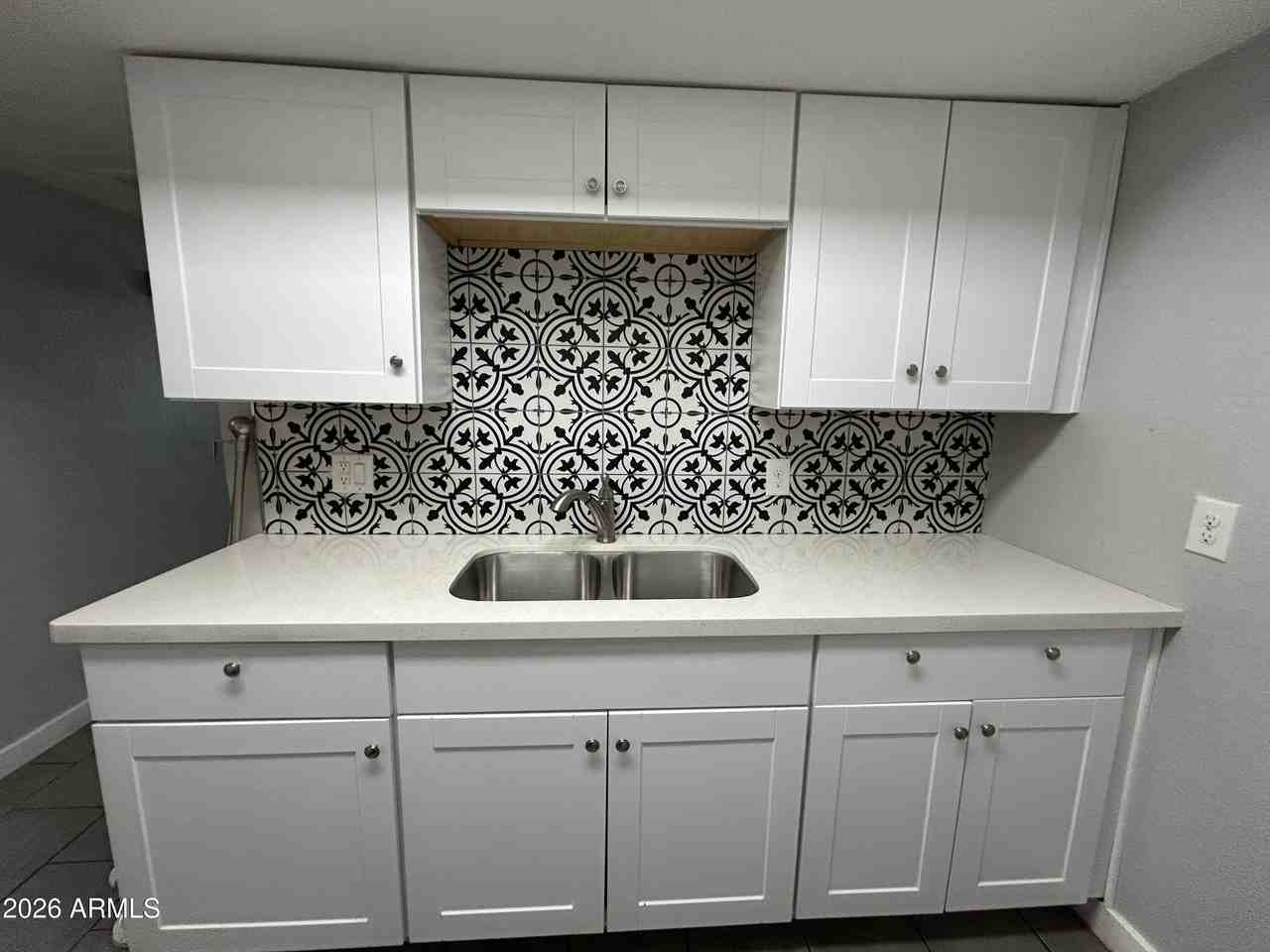 9618 N 5th St Apt 1 #1 - Photo 6 of 11