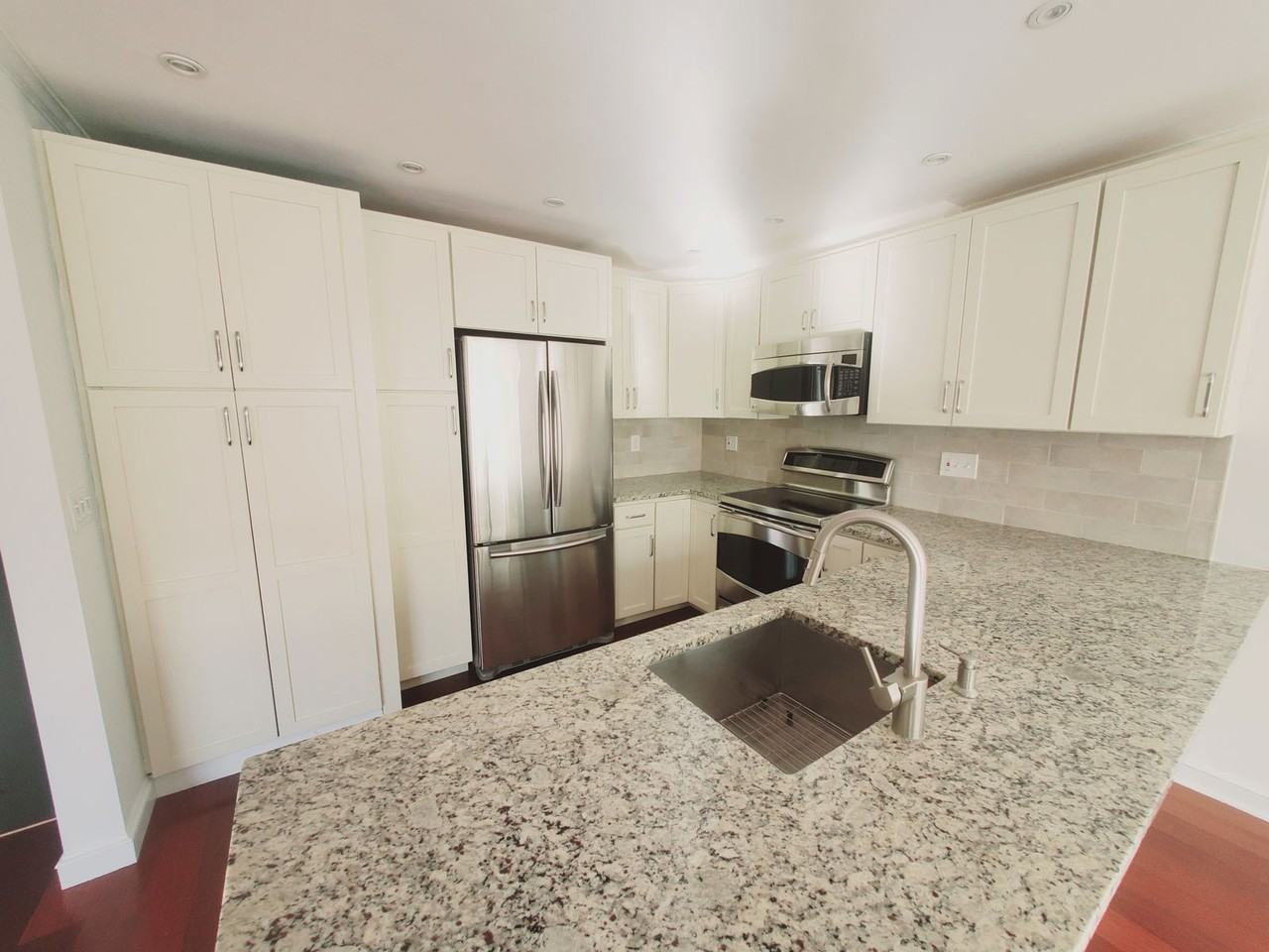 101 Grove St #K - Photo 2 of 8