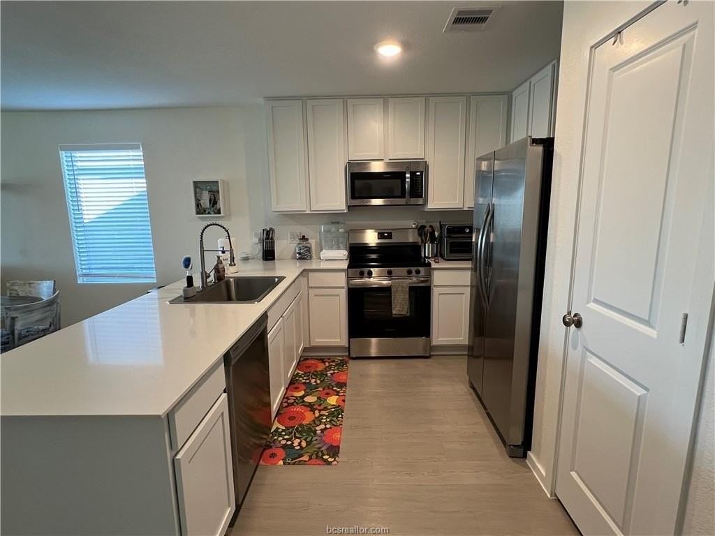 5324 Gabby Pass - Photo 2 of 28