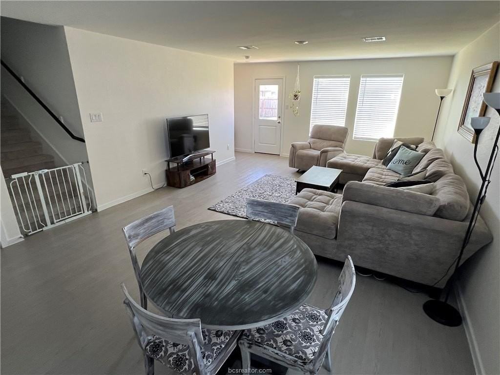 5324 Gabby Pass - Photo 5 of 28