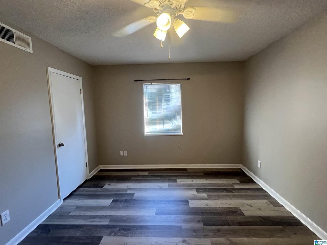 2812 Georgetown Dr #1514 - Photo 7 of 10