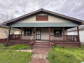 1304 Avenue G - Photo 1 of 1