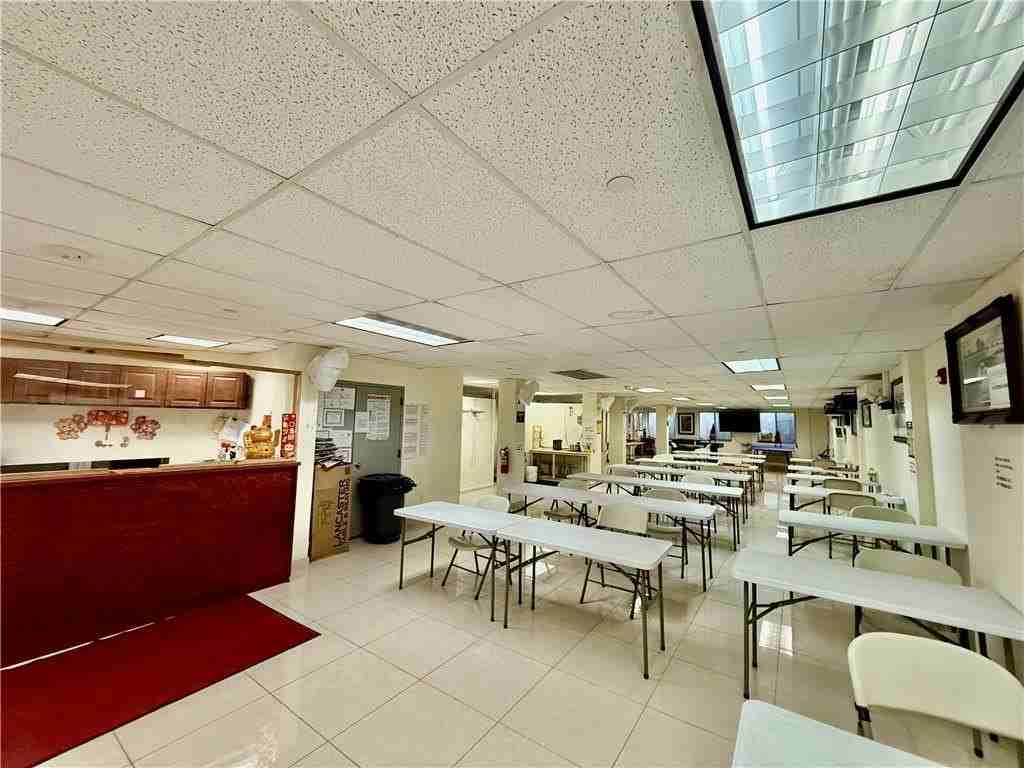 843 52nd St #LL - Photo 2 of 10