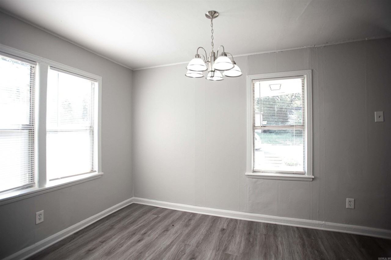 1409 S Jackson St - Photo 7 of 13