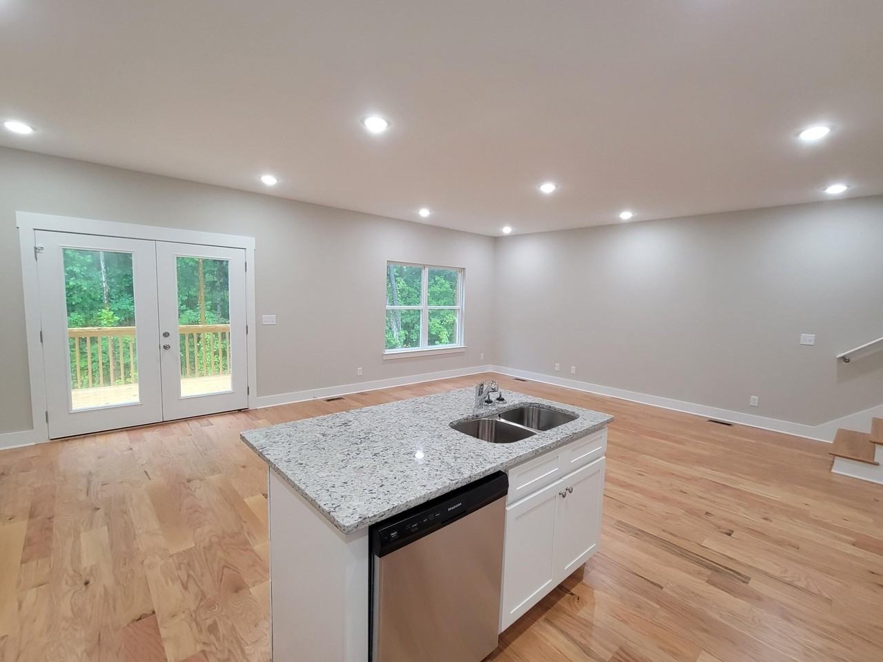 8476 Old Cleveland Pike - Photo 7 of 32