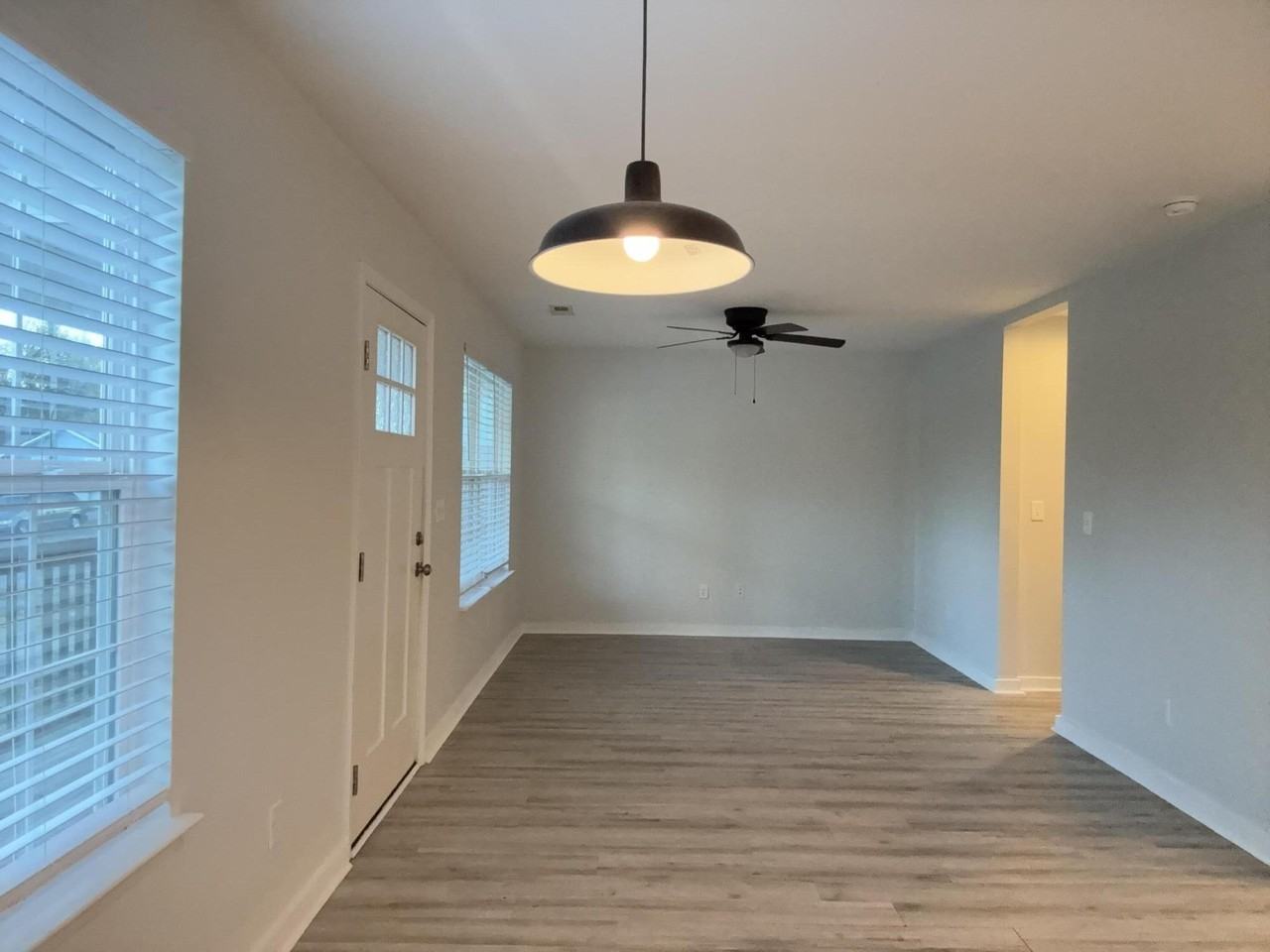 5235 Dorsey St - Photo 3 of 12